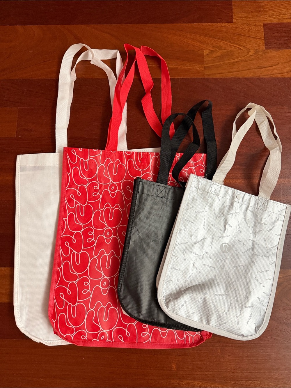 Assorted Women’s Tote Bag Set - Red, Black, White - Unbranded